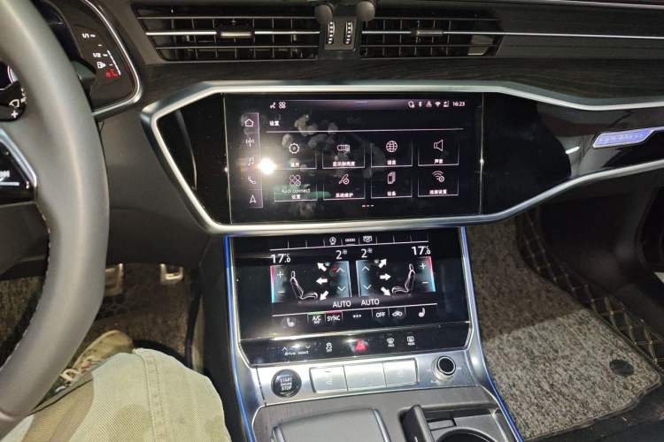 Used Audi A6L 2026 45 TFSI quattro Prestige Dynamic Edition Audio And AC Panel