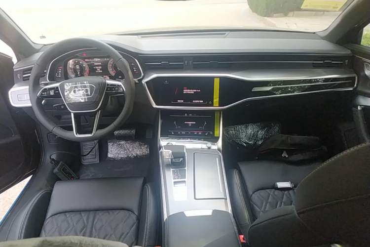 Used Audi A6L 2026 45 TFSI Prestige Dynamic Edition Center Console