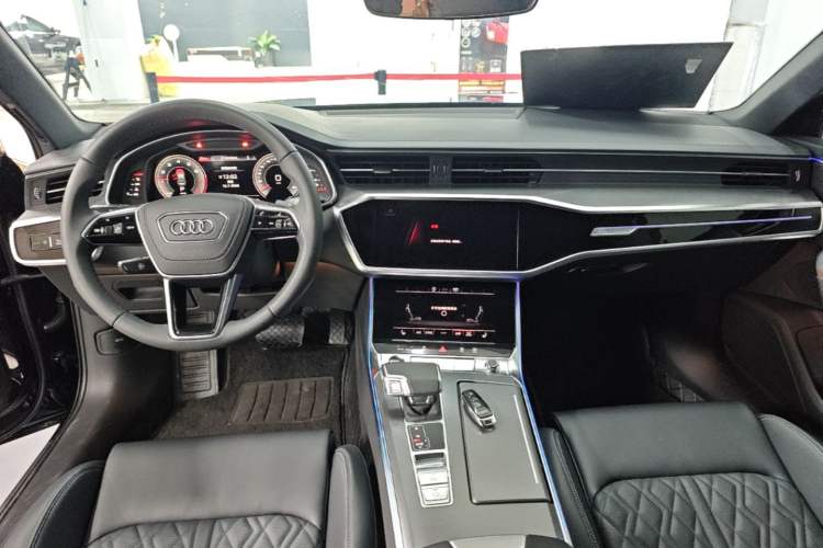 Used Audi A6L 2026 45 TFSI Prestige Dynamic Edition Center Console