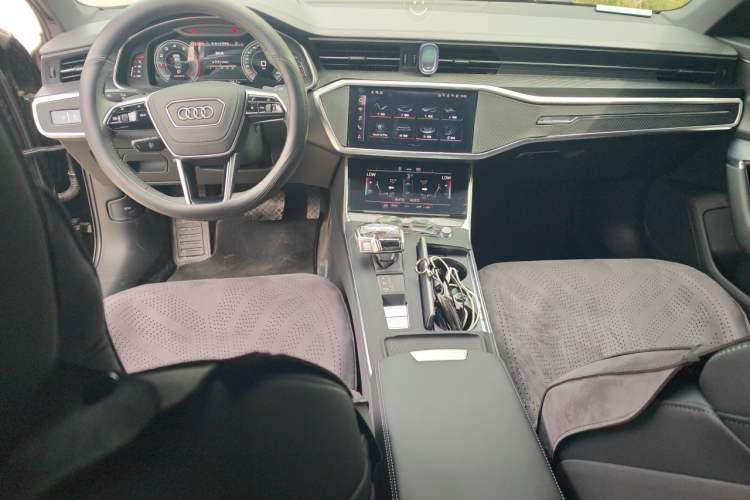 Used Audi A6L 2026 45 TFSI Prestige Dynamic Edition Center Console