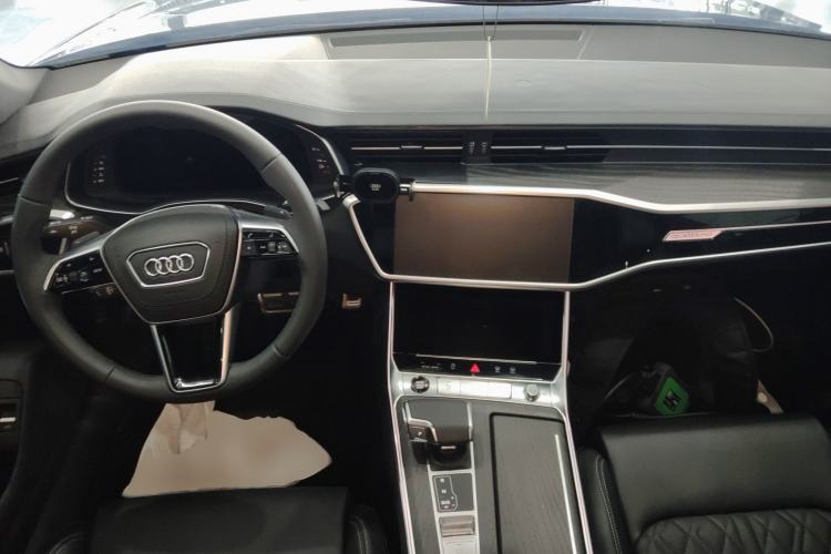 Used Audi A6L 2026 45 TFSI quattro Prestige Dynamic Edition Center Console