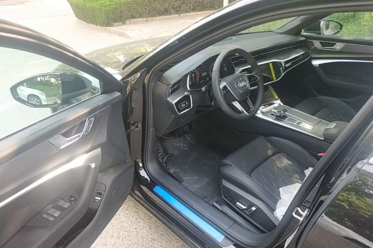 Used Audi A6L 2026 45 TFSI Prestige Dynamic Edition Driver Seat