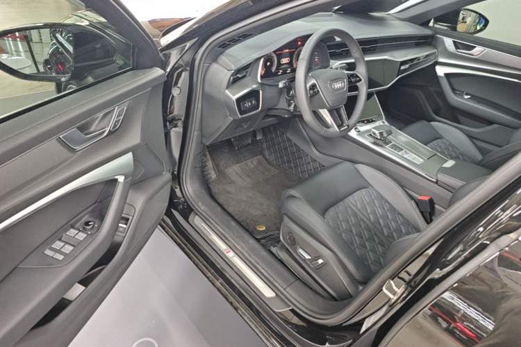 Used Audi A6L 2026 45 TFSI Prestige Dynamic Edition Driver Seat