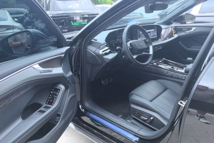 Used Audi A6L 2026 Model 2.0T Premium Elegant Edition Driver Seat
