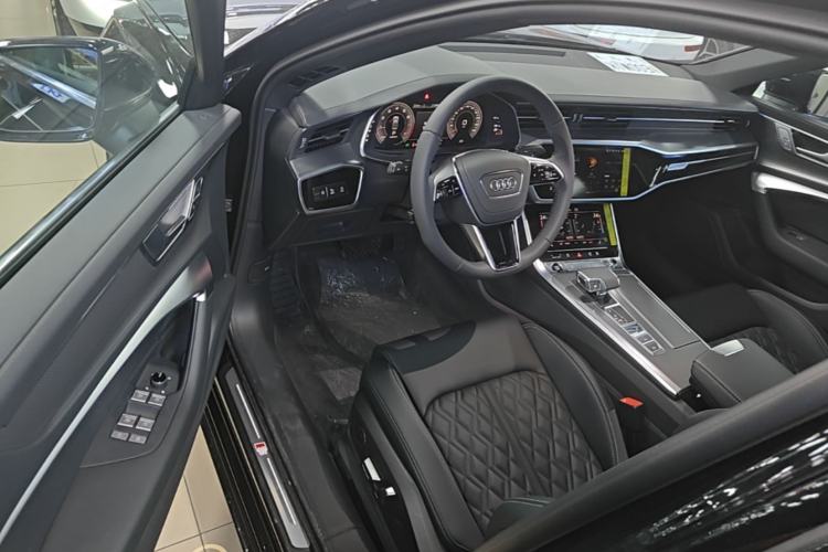 Used Audi A6L 2026 45 TFSI Prestige Dynamic Edition Driver Seat