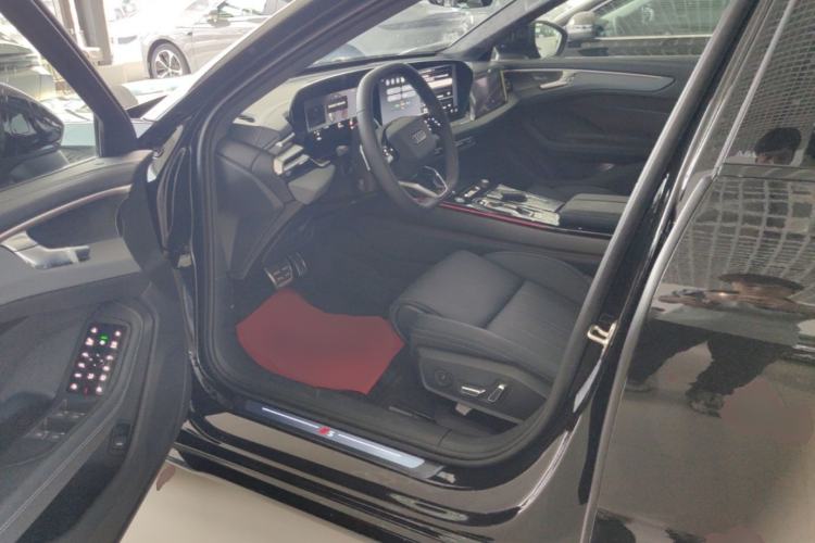Used Audi A6L 2026 Model 2.0T quattro Premium Elegant Edition Driver Seat