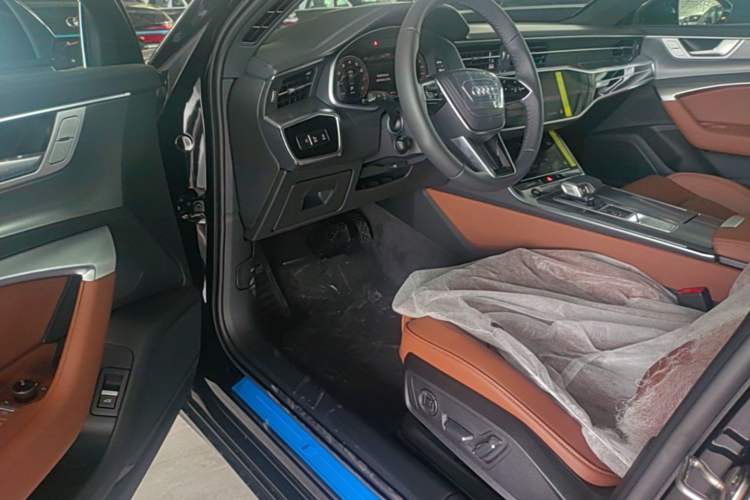 Used Audi A6L 2026 45 TFSI Prestige Dynamic Edition Driver Seat
