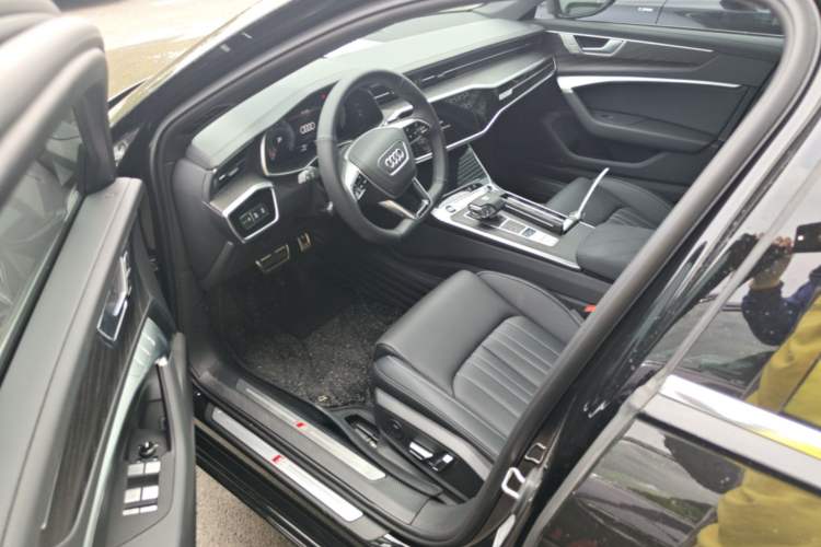 Used Audi A6L 2026 45 TFSI quattro Prestige Dynamic Edition + Premium Package Driver Seat