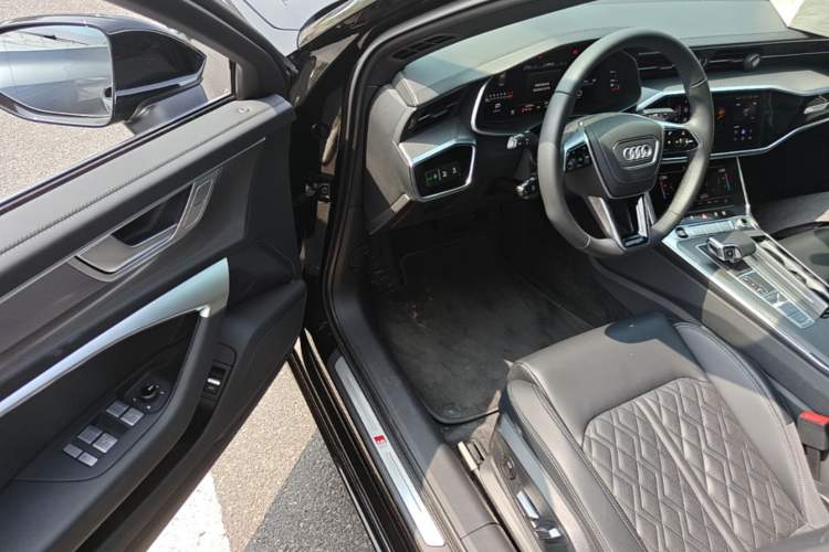 Used Audi A6L 2026 45 TFSI Prestige Dynamic Edition Driver Seat