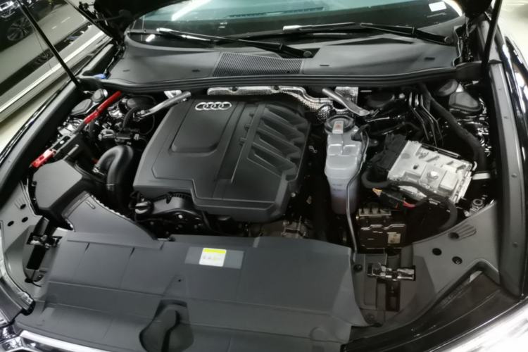 Used Audi A6L 2026 45 TFSI Prestige Dynamic Edition Engine Bay
