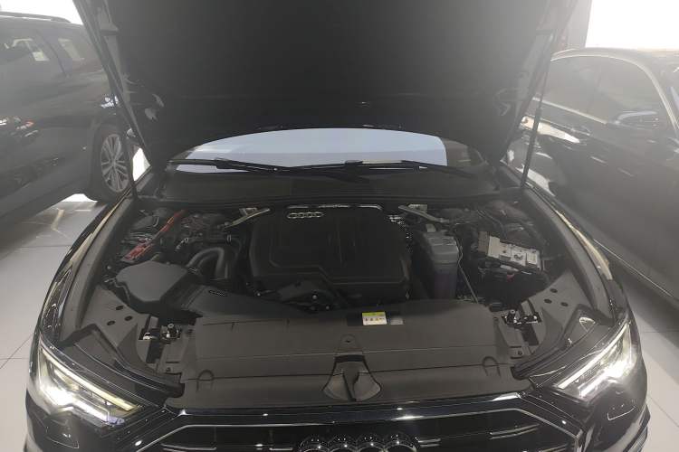 Used Audi A6L 2026 45 TFSI Prestige Dynamic Edition Engine Bay
