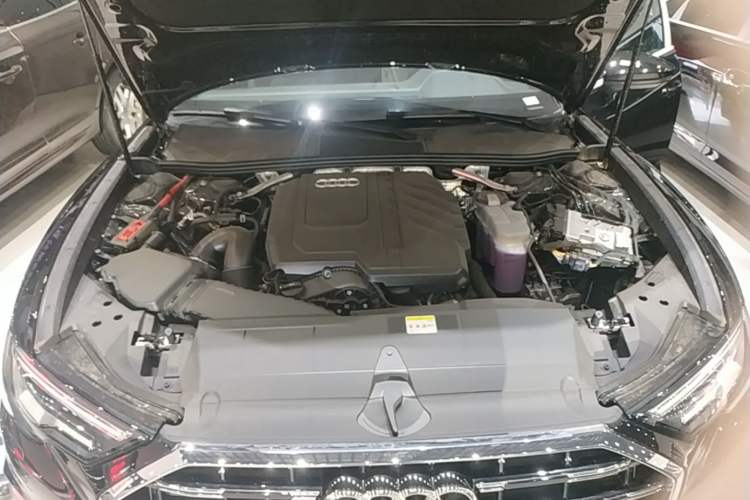 Used Audi A6L 2026 45 TFSI Prestige Dynamic Edition Engine Bay