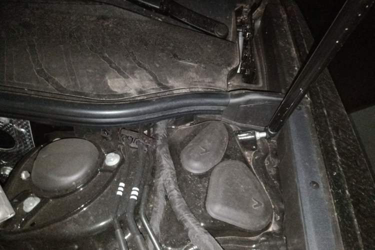 Used Audi A6L 2026 45 TFSI Prestige Dynamic Edition Engine Bay Left