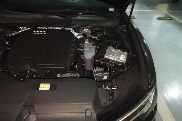 Used Audi A6L 2026 45 TFSI Prestige Dynamic Edition Engine Bay Left