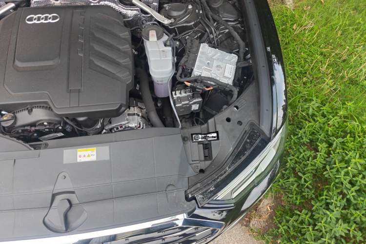 Used Audi A6L 2026 45 TFSI Prestige Dynamic Edition Engine Bay Left