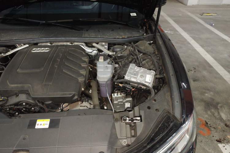 Used Audi A6L 2026 45 TFSI quattro Prestige Dynamic Edition Engine Bay Left