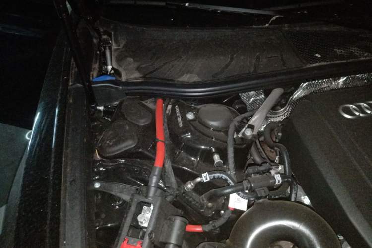 Used Audi A6L 2026 45 TFSI Prestige Dynamic Edition Engine Bay Right