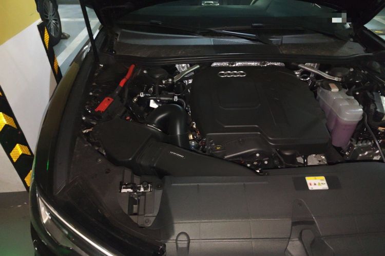 Used Audi A6L 2026 45 TFSI Prestige Dynamic Edition Engine Bay Right