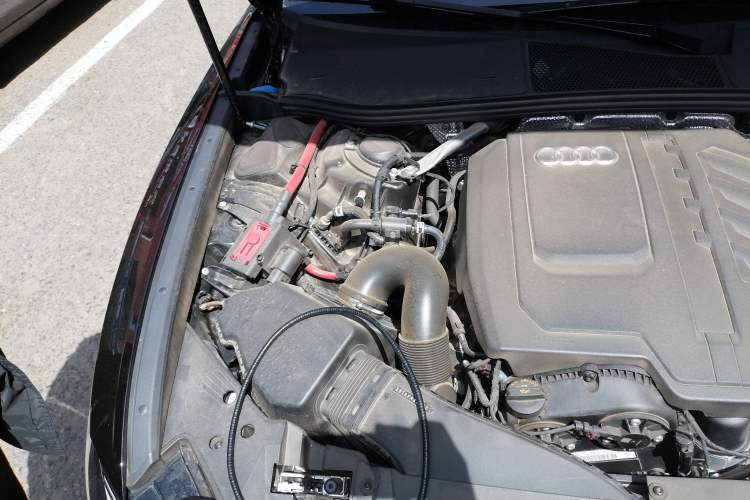 Used Audi A6L 2026 45 TFSI Prestige Dynamic Edition Engine Bay Right