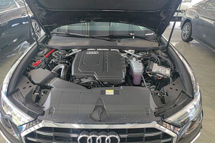 Used Audi A6L 2026 45 TFSI Prestige Dynamic Edition Engine Bay