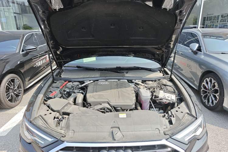 Used Audi A6L 2026 45 TFSI Prestige Dynamic Edition Engine Bay