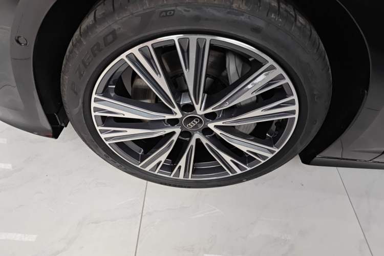 Used Audi A6L 2026 55 TFSI quattro Prestige Dynamic Edition Exterior 4