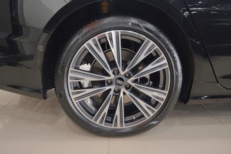 Used Audi A6L 2026 45 TFSI quattro Prestige Dynamic Edition Exterior 5