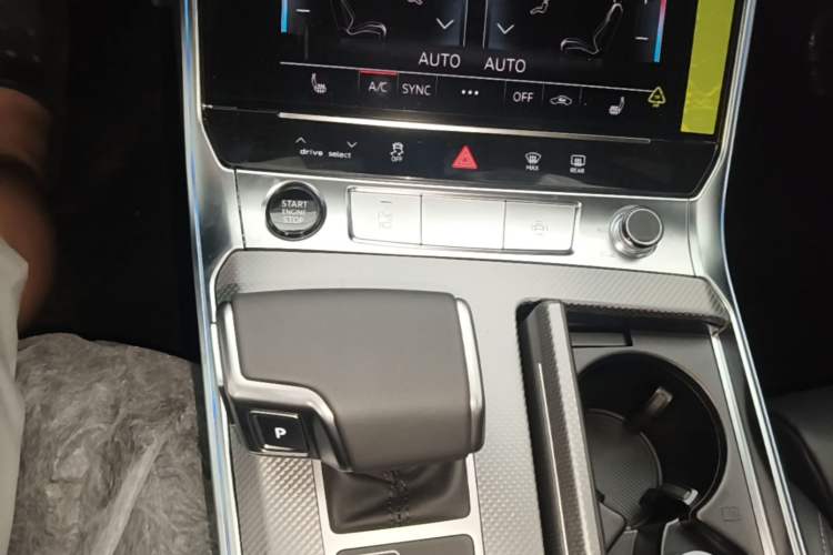 Used Audi A6L 2026 45 TFSI Prestige Dynamic Edition Gear Lever