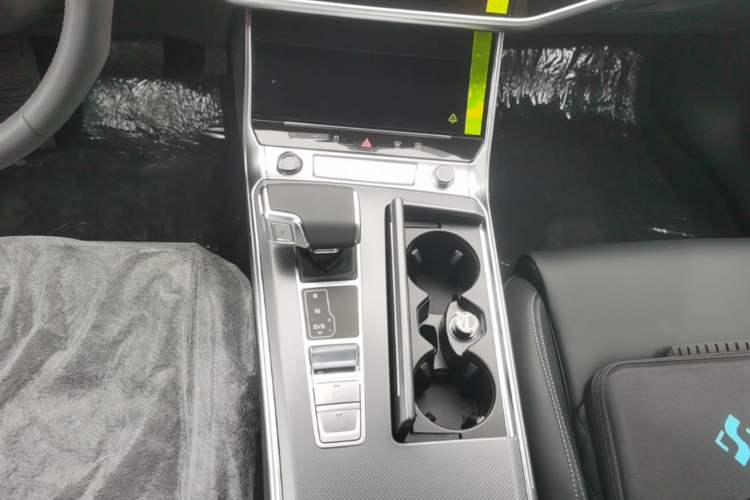 Used Audi A6L 2026 45 TFSI Prestige Dynamic Edition Gear Lever
