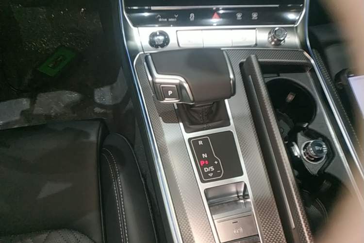 Used Audi A6L 2026 45 TFSI Prestige Dynamic Edition Gear Lever