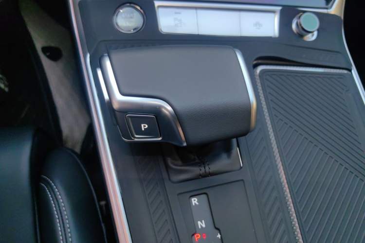 Used Audi A6L 2026 45 TFSI Prestige Dynamic Edition Gear Lever