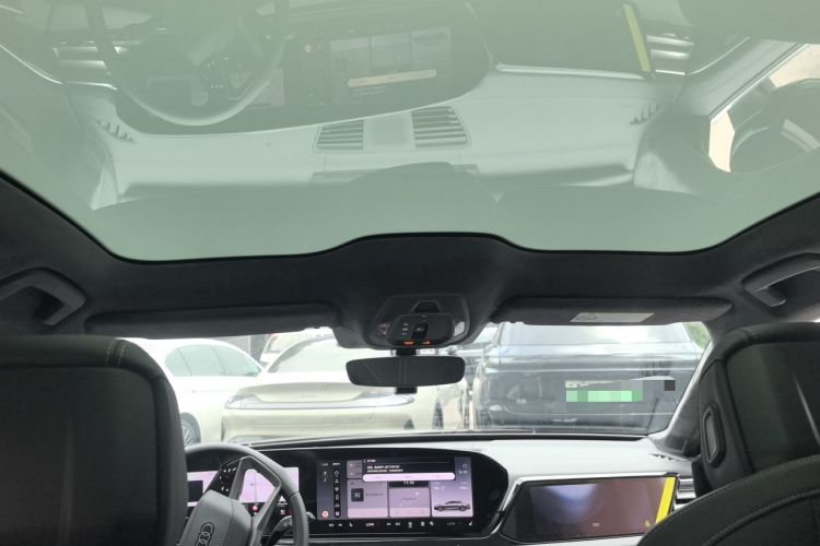 Used Audi A6L 2026 Model 2.0T Premium Elegant Edition Headliner