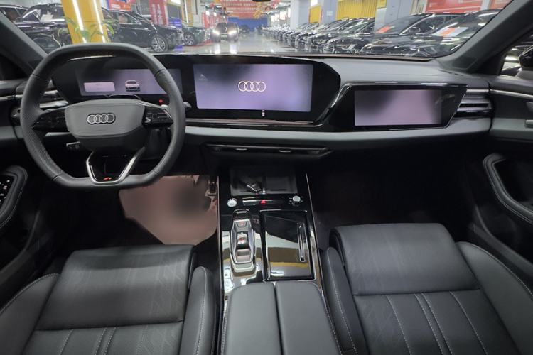 Used Audi A6L 2026 Model 2.0T Selected Elegant Edition Interior 3