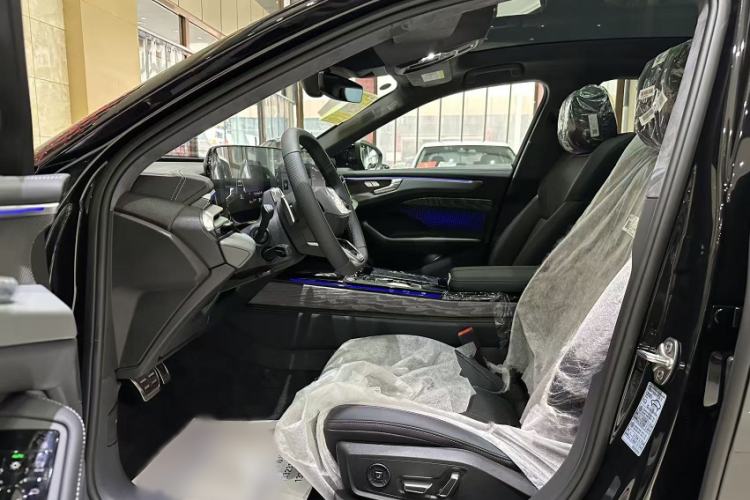 Used Audi A6L 2026 Model 2.0T Premium Elegant Edition Interior 4