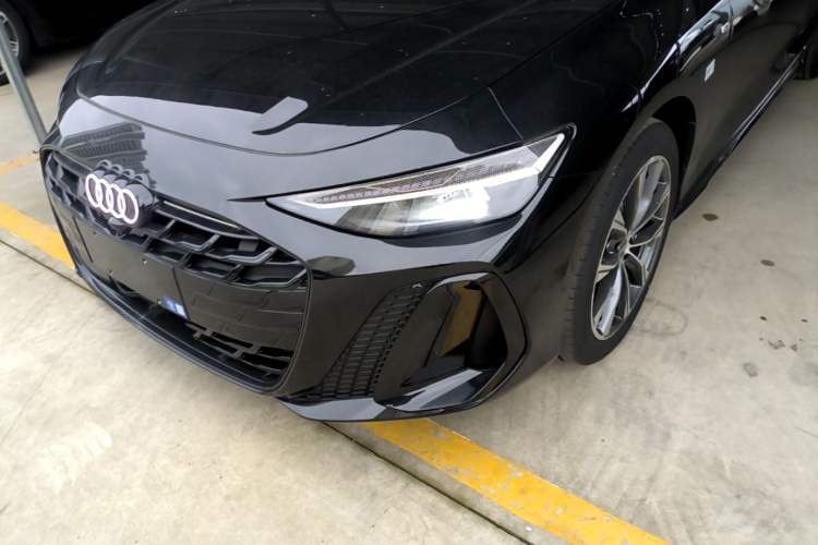 Used Audi A6L 2026 Model 2.0T Premium Elegant Edition Left Front Headlight