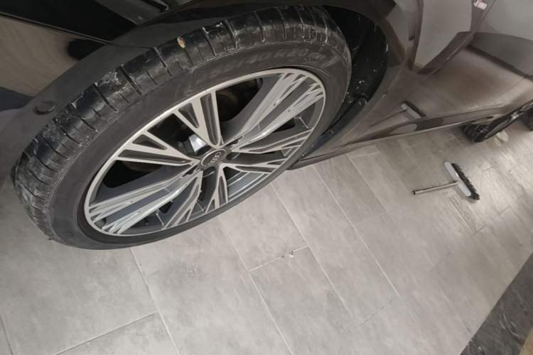 Used Audi A6L 2026 45 TFSI Prestige Dynamic Edition Left Front Wheel Hub