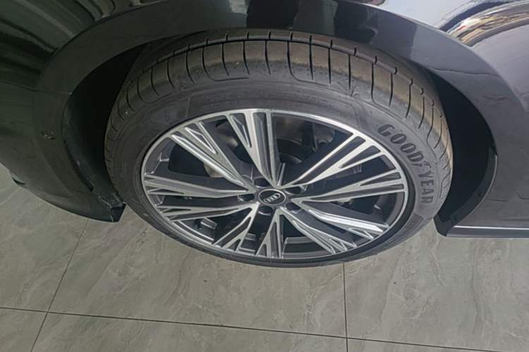 Used Audi A6L 2026 45 TFSI Prestige Dynamic Edition Left Front Wheel Hub