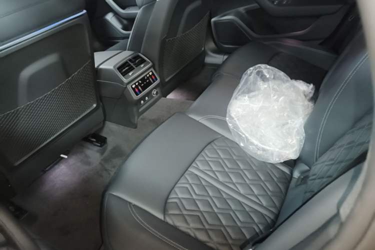 Used Audi A6L 2026 45 TFSI Prestige Dynamic Edition Left Rear Seat