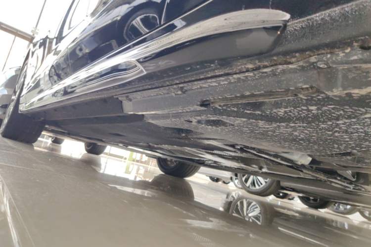 Used Audi A6L 2026 Model 2.0T quattro Premium Elegant Edition Left Side Sill