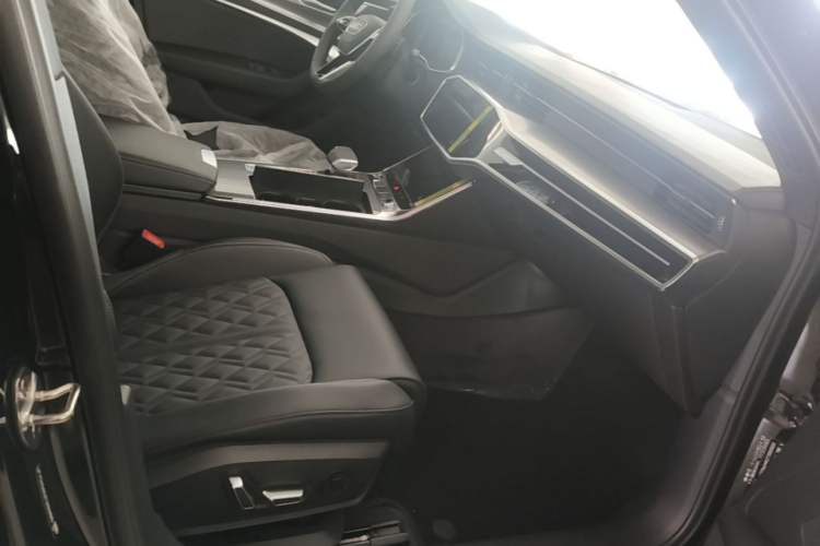Used Audi A6L 2026 45 TFSI Prestige Dynamic Edition Right Front Seat