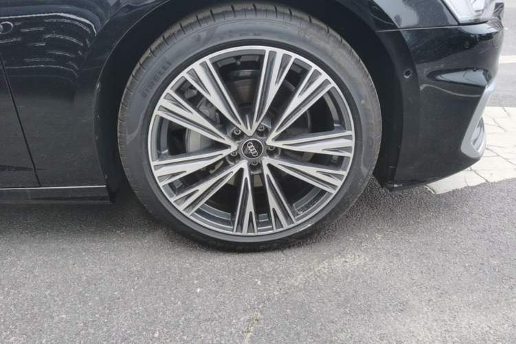 Used Audi A6L 2026 45 TFSI Prestige Dynamic Edition Right Front Wheel Hub