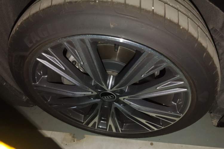 Used Audi A6L 2026 45 TFSI Prestige Dynamic Edition Right Front Wheel Hub