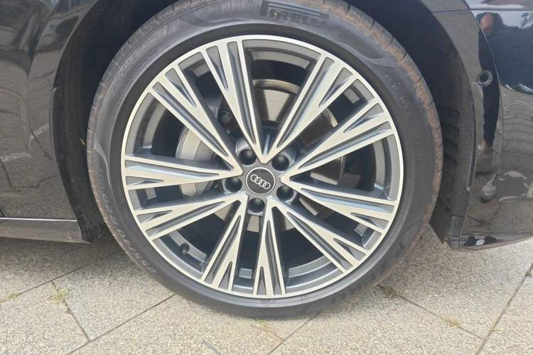 Used Audi A6L 2026 45 TFSI Prestige Dynamic Edition Right Front Wheel Hub