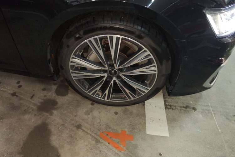Used Audi A6L 2026 45 TFSI quattro Prestige Dynamic Edition Right Front Wheel Hub