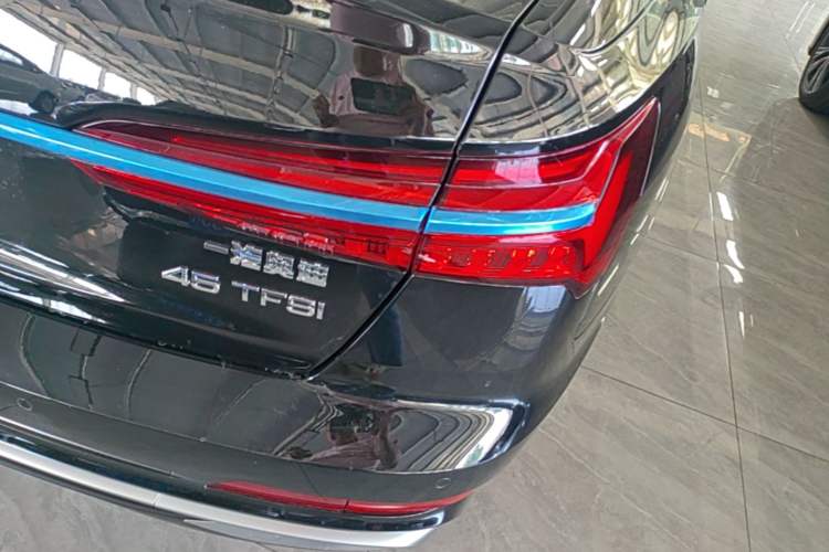 Used Audi A6L 2026 45 TFSI Prestige Dynamic Edition Right Rear Taillight