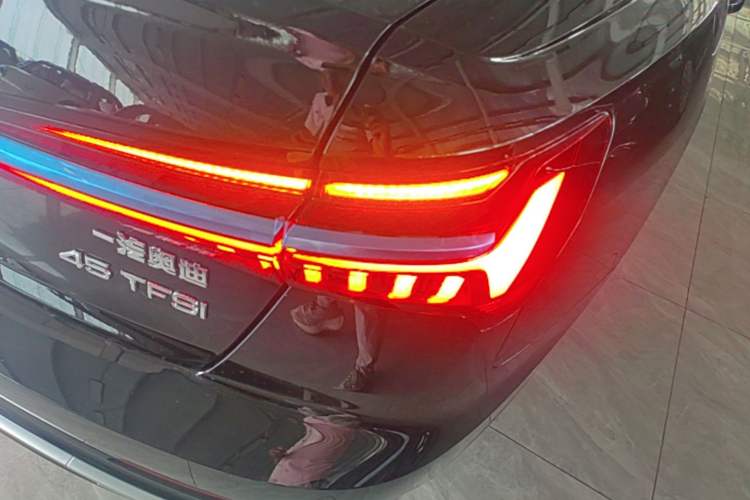Used Audi A6L 2026 45 TFSI Prestige Dynamic Edition Right Rear Taillight