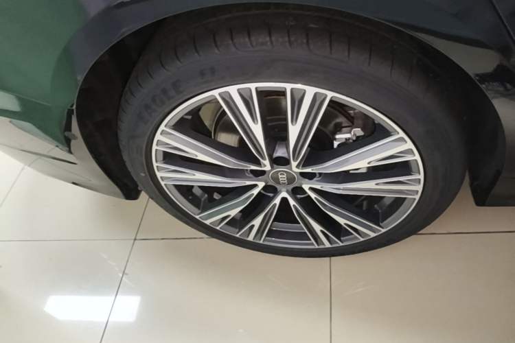 Used Audi A6L 2026 45 TFSI Prestige Dynamic Edition Right Rear Wheel Hub