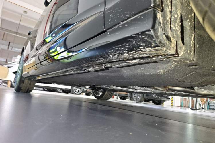 Used Audi A6L 2026 45 TFSI Prestige Dynamic Edition Right Side Sill