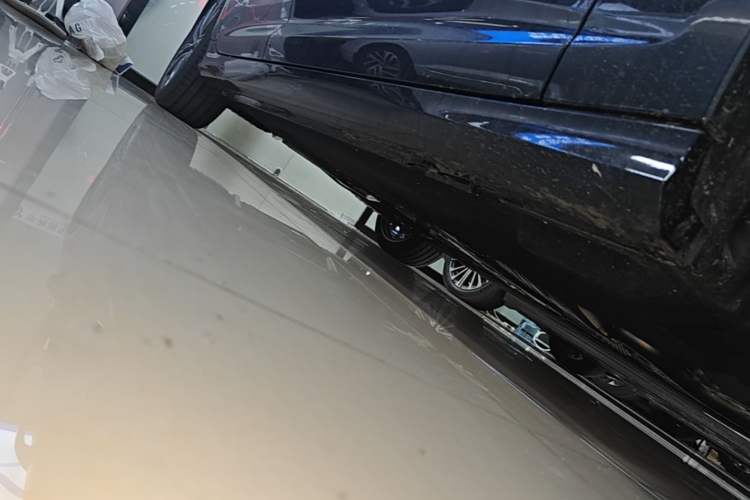 Used Audi A6L 2026 45 TFSI Prestige Dynamic Edition Right Side Sill