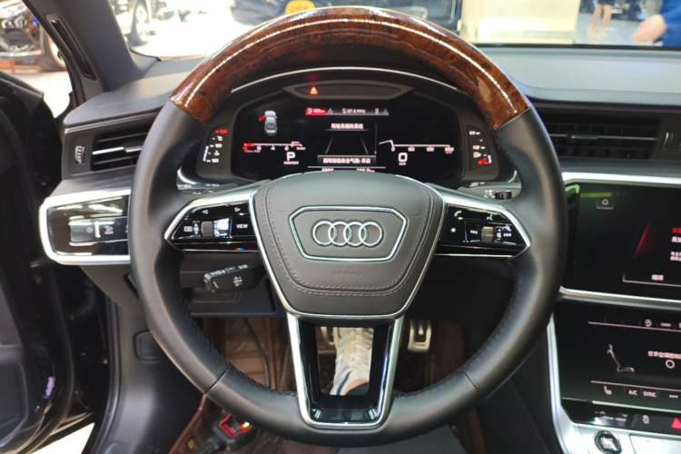 Used Audi A6L 2026 45 TFSI quattro Prestige Dynamic Edition Steering Wheel